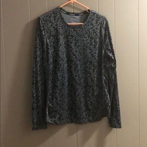 Women’s XL black and grey Nike dri fit long sleeve